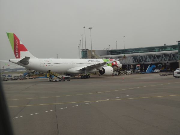 nl-tap-cstuq-amsterdam_schiphol-160322-full.jpg