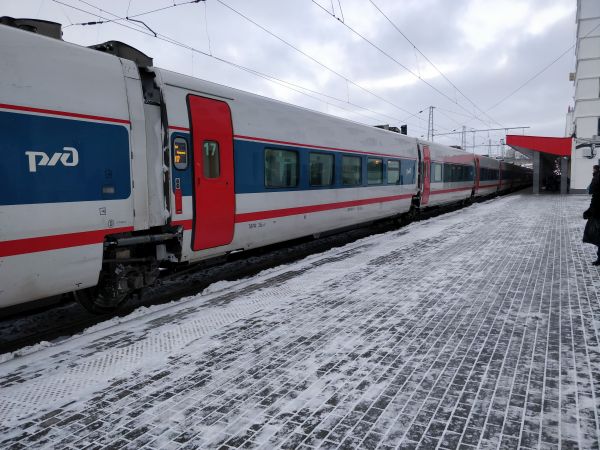 ru-rzd-talgo-novgorod-281118-pic3-markkusalo-full.jpg