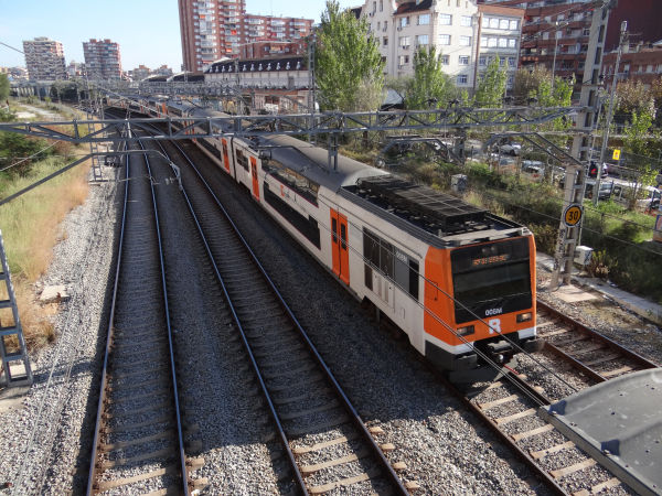 es-rodalies-450+451-santaeulalia-141115-full.jpg